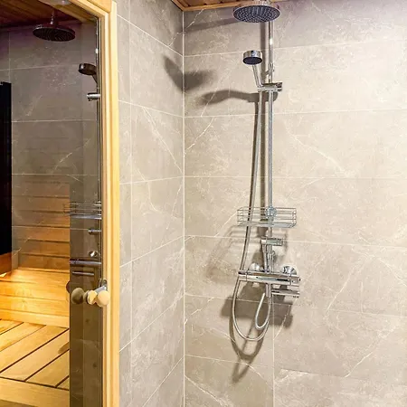 度假居 Saanan Taika By Interhome *