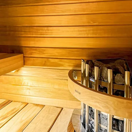 度假居 Saanan Taika By Interhome *